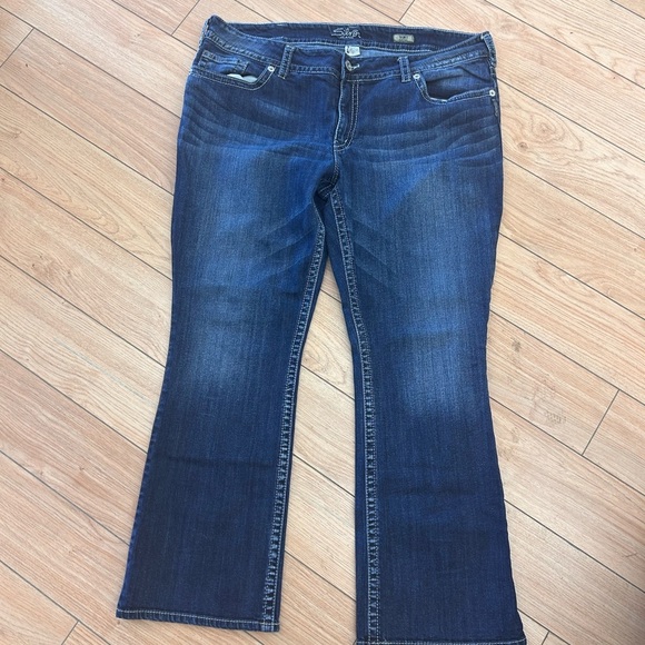 Silver Jeans 22 Dark Wash Bootcut Jeans - Picture 1 of 16